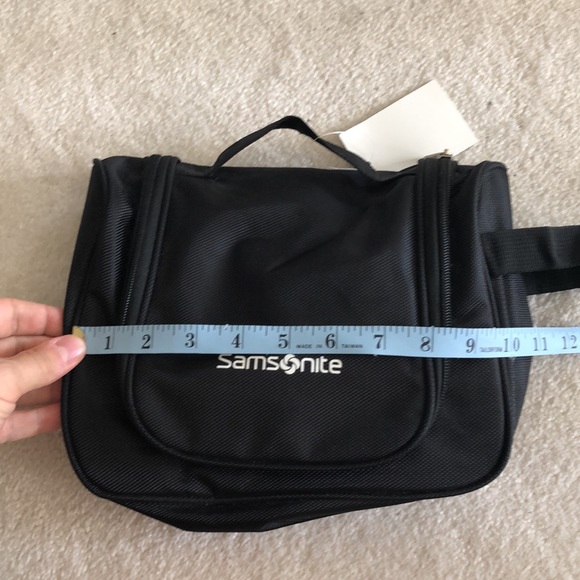 NWT Samsonite small travel bag - Picture 3 of 9